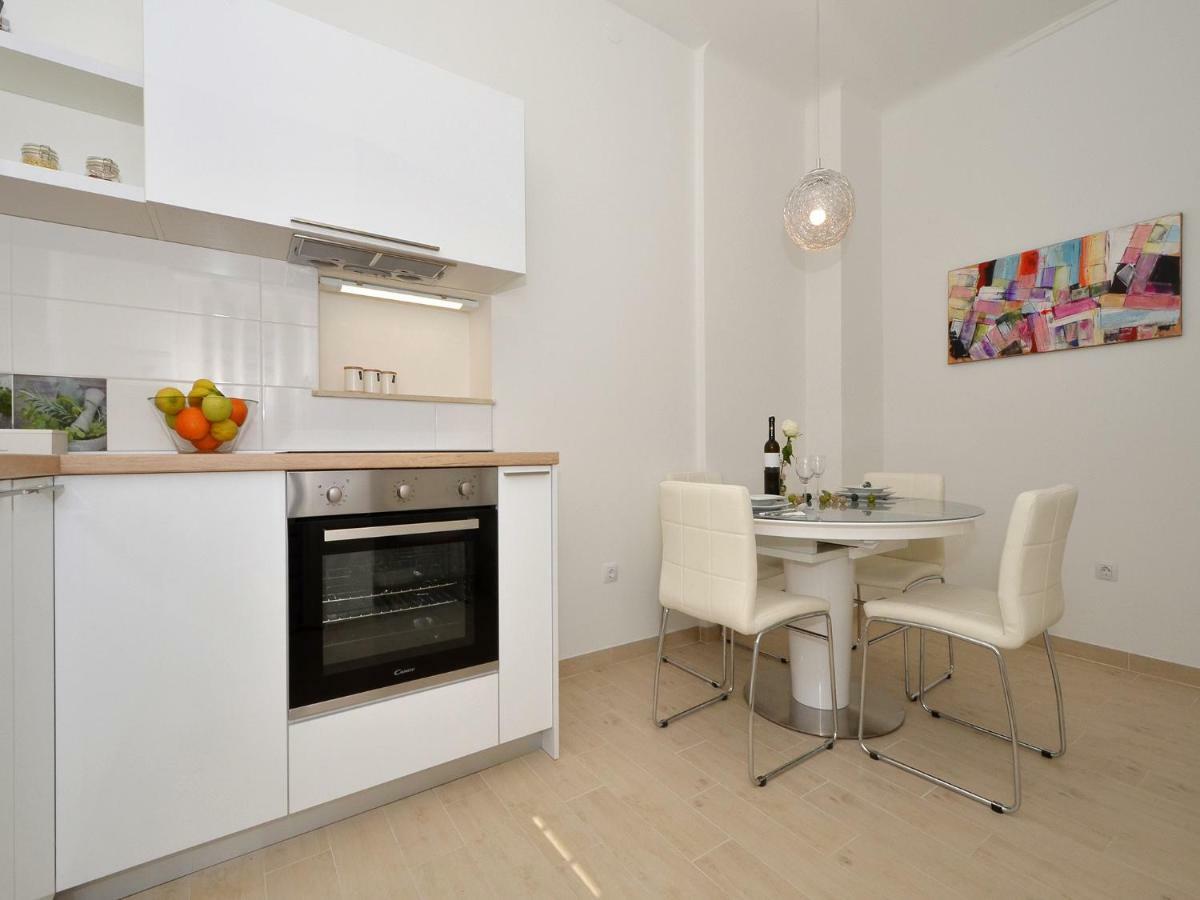 Zagrebacka 13 Lägenhet Split Exteriör bild