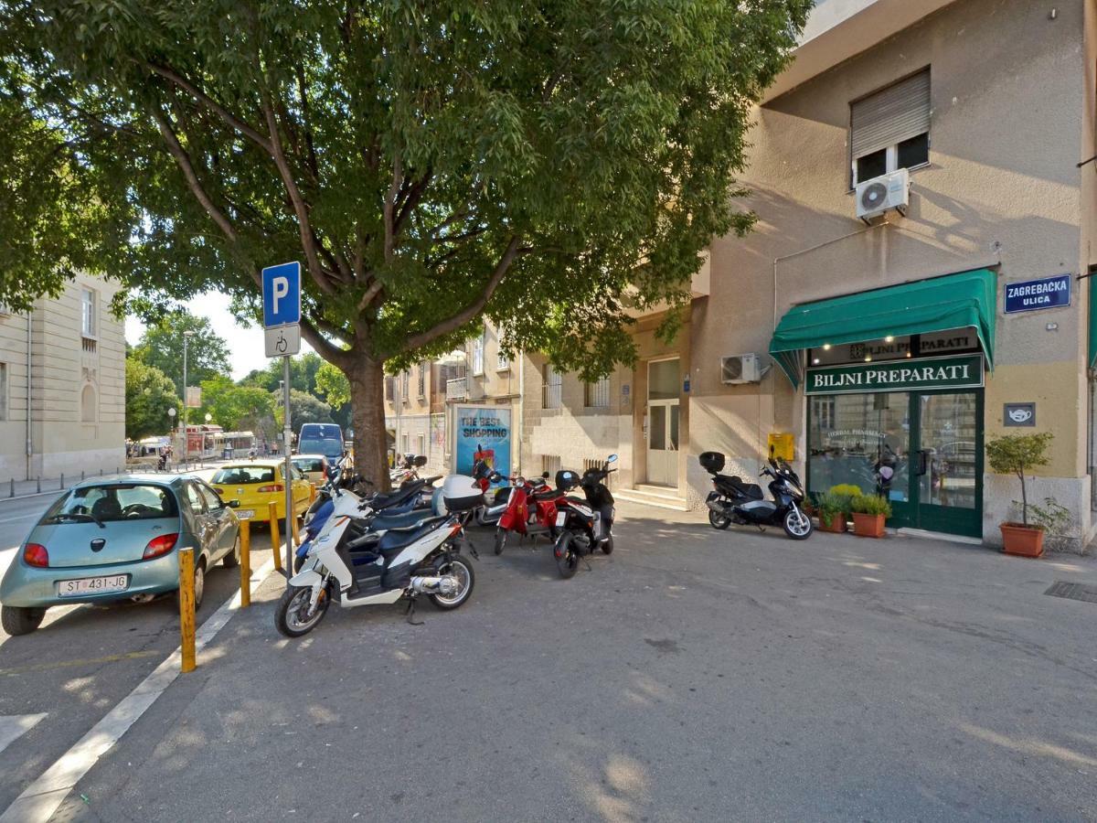 Zagrebacka 13 Lägenhet Split Exteriör bild